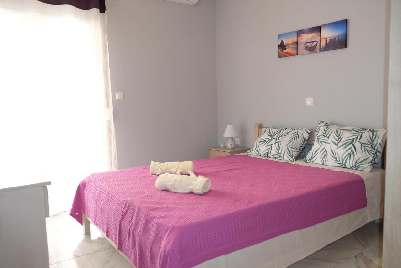 Bright & Comfy Near The *